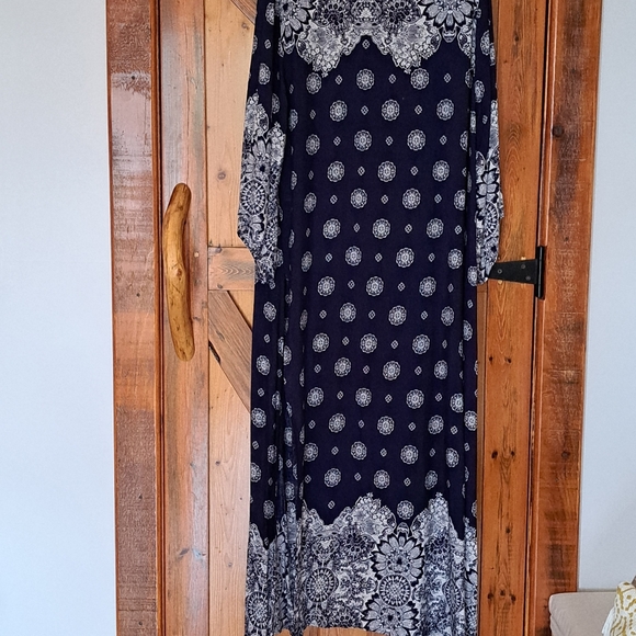 Maxi Length Kimono - Picture 11 of 14